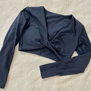 NWOT Twist-Front Top, Size M